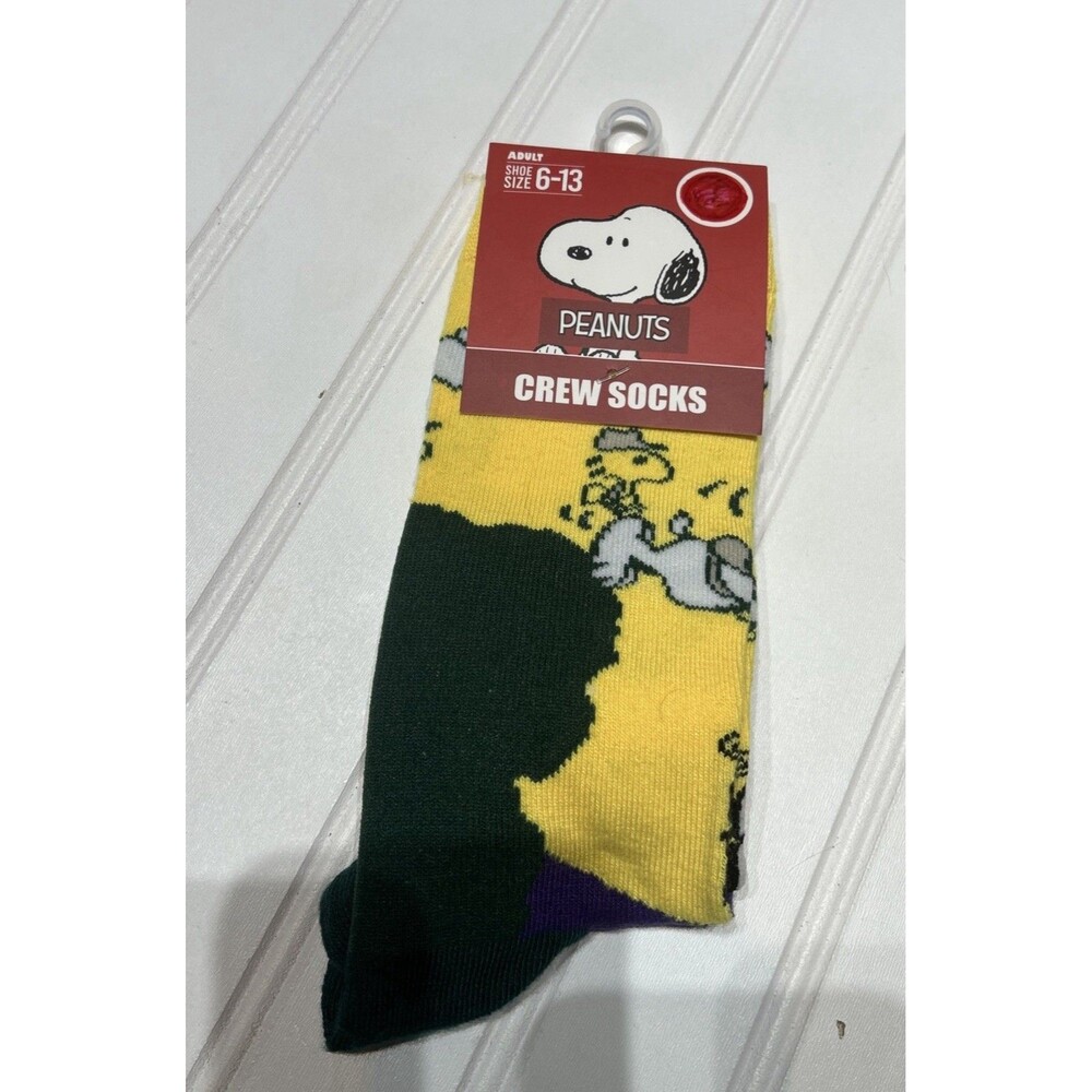 NWT Character Novelty Casual Socks Peanuts Snoopy Woodstock Crew Socks 6-13